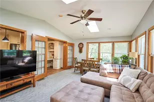 1865 Hartville Rd, Mogadore, OH 44260 - Photo 8
