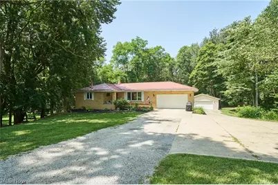 1865 Hartville Road, Mogadore, OH 44260 - Photo 1