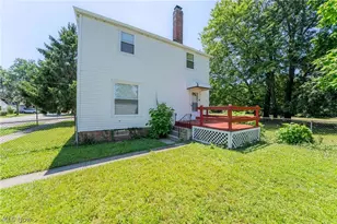 19211 Mohican Ave, Loveland, OH 44119 - Photo 1