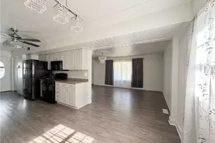 2051 Randall St, Lorain, OH 44052 - Photo 12