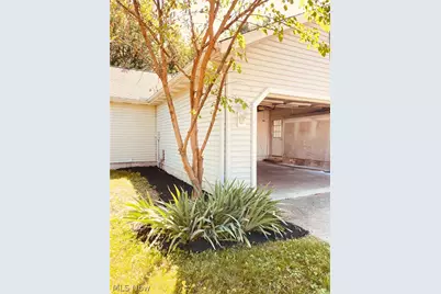 535 Greeenside Drive, Painesville, OH 44077 - Photo 2