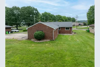 120 S McKinley Avenue, Dover, OH 44622 - Photo 6