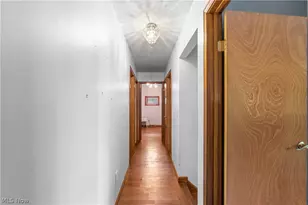 8121 Yorkshire Dr, Mentor, OH 44060 - Photo 22