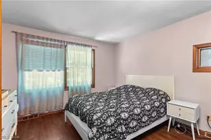 8121 Yorkshire Dr, Mentor, OH 44060 - Photo 12