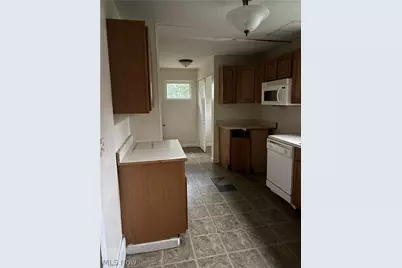 6241 W River Road S, Elyria, OH 44035 - Photo 4