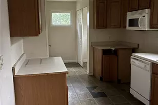 6241 W River Rd S, Elyria, OH 44035 - Photo 4