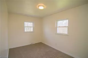 315 Nimitz Ave, Wintersville, OH 43953 - Photo 24
