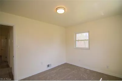 315 Nimitz Avenue, Wintersville, OH 43953 - Photo 18