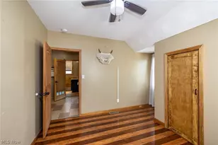 2030 W 100th St, Loveland, OH 44102 - Photo 12