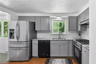 7840 Hoover Ct, Mentor, OH 44060 - Photo 10