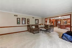 300 Russo Dr, Canfield, OH 44406 - Photo 20