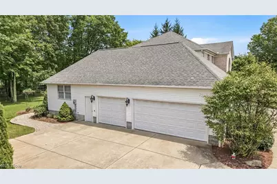 300 Russo Drive, Canfield, OH 44406 - Photo 4