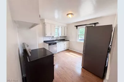 6437 Westminster Drive, Loveland, OH 44129 - Photo 2