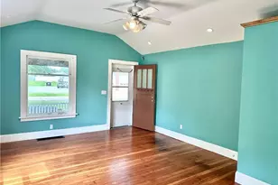 8026 Elm St, Garrettsville, OH 44231 - Photo 12