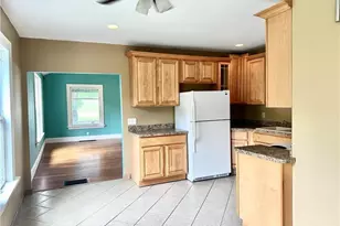 8026 Elm St, Garrettsville, OH 44231 - Photo 16