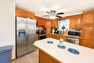 138 Tera Manor, Wintersville, OH 43953 - Photo 6