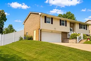 138 Tera Manor, Wintersville, OH 43953 - Photo 2