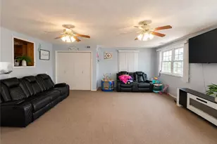 138 Tera Manor, Wintersville, OH 43953 - Photo 8