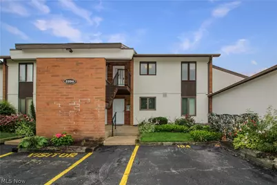 2594 E Sun Valley Drive #204, Port Clinton, OH 43452 - Photo 1