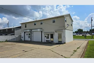209 Lee Street, Belpre, OH 45714 - Photo 2