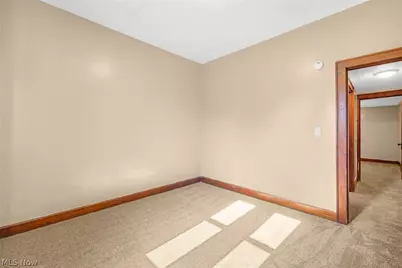909 Brown Avenue NW, Canton, OH 44703 - Photo 20