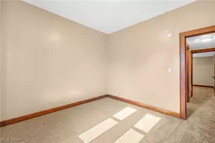 909 Brown Ave NW, Canton, OH 44703 - Photo 20
