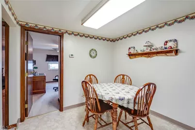 1183 Aberth Drive, Akron, OH 44320 - Photo 16