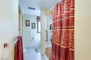 1183 Aberth Dr, Akron, OH 44320 - Photo 22
