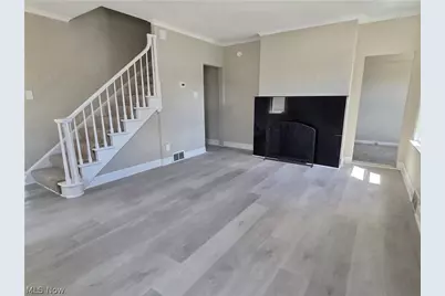 239 Hollywood Boulevard, Steubenville, OH 43952 - Photo 14
