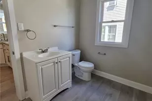 239 Hollywood Blvd, Steubenville, OH 43952 - Photo 10