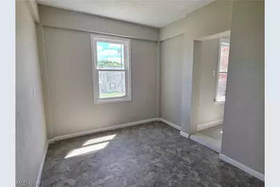 239 Hollywood Boulevard, Steubenville, OH 43952 - Photo 16
