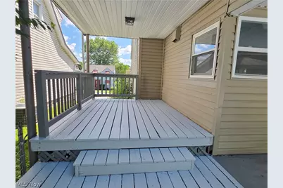 239 Hollywood Boulevard, Steubenville, OH 43952 - Photo 6