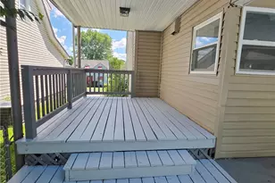 239 Hollywood Blvd, Steubenville, OH 43952 - Photo 6