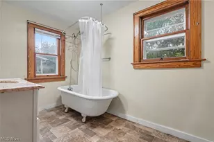 456 Delmar Ave, Akron, OH 44310 - Photo 16