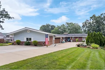 114 Lake Front Drive, Green, OH 44319 - Photo 2