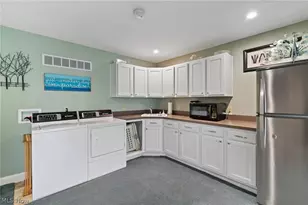 114 Lake Front Dr, Green, OH 44319 - Photo 34