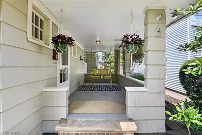 16808 Hilliard Road, Oakwood, OH 44107 - Photo 14