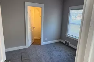 11824 Honeydale Ave, Loveland, OH 44120 - Photo 18