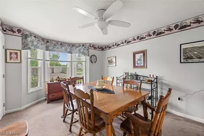 454 Golden Russett Boulevard, Amherst, OH 44001 - Photo 4