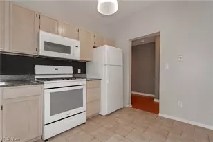 11024 Detroit Ave, Loveland, OH 44102 - Photo 16