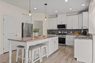 10359 Fox Hollow Cir, Twinsburg, OH 44087 - Photo 12