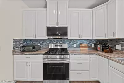 10359 Fox Hollow Circle, Twinsburg, OH 44087 - Photo 14