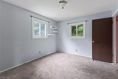 210 Arnell Lane, Steubenville, OH 43952 - Photo 14