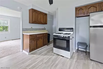210 Arnell Lane, Steubenville, OH 43952 - Photo 6