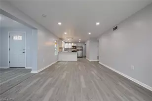 34469 Roberts Rd, Eastlake, OH 44095 - Photo 6