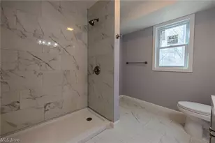 34469 Roberts Rd, Eastlake, OH 44095 - Photo 10