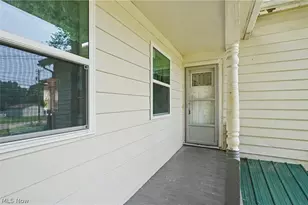9470 Tallmadge Rd, Diamond, OH 44412 - Photo 16