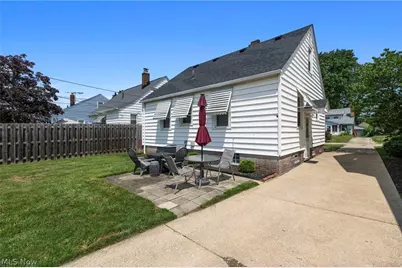 14025 Clairview Avenue, Loveland, OH 44111 - Photo 24