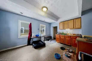 1926 W 57th St, Loveland, OH 44102 - Photo 14