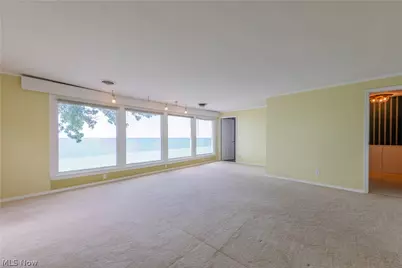 38847 Sunset Trail, Willoughby, OH 44094 - Photo 16